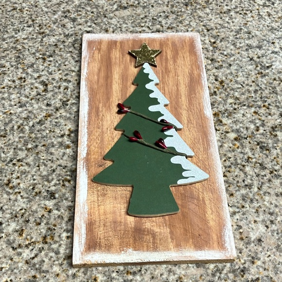 Christmas wood rustic tree sign decoration - Picture 1 of 6